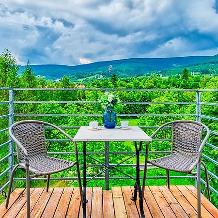 Apartamenty Cicha By Royal Aparts Świeradów-Zdrój Dış mekan fotoğraf