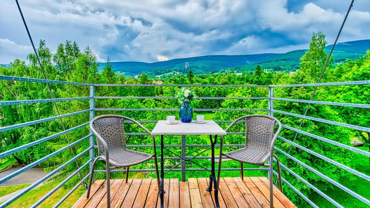 Apartamenty Cicha By Royal Aparts Świeradów-Zdrój Dış mekan fotoğraf